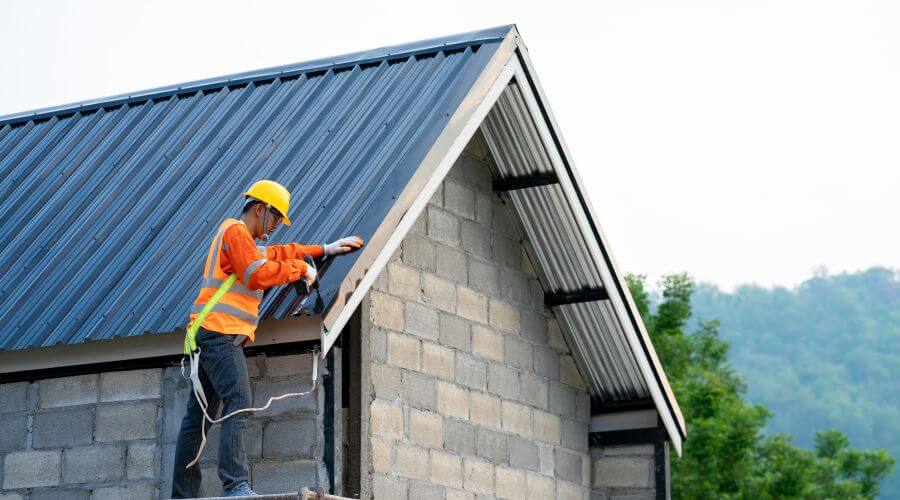 Professional gutter cleaning in Monson, ME